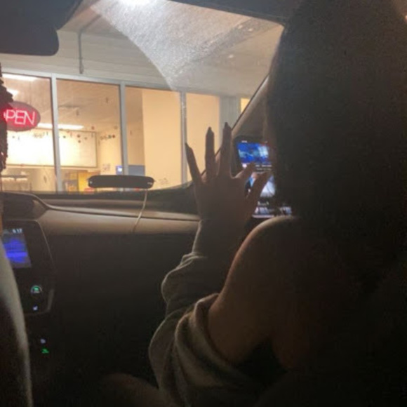 Meet your Posher, Amayah - Picture 1 of 1